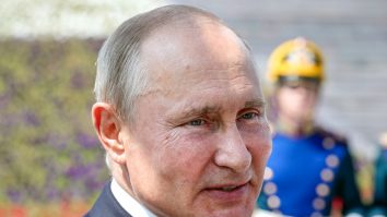 Putin a reapărut în public de ziua Rusiei, după o lună de absenţă. Mesajul liderului de la Kremlin
