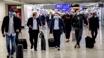 Statele membre UE ar putea să nu primească cetățenii americani din cauza pandemiei de Covid-19