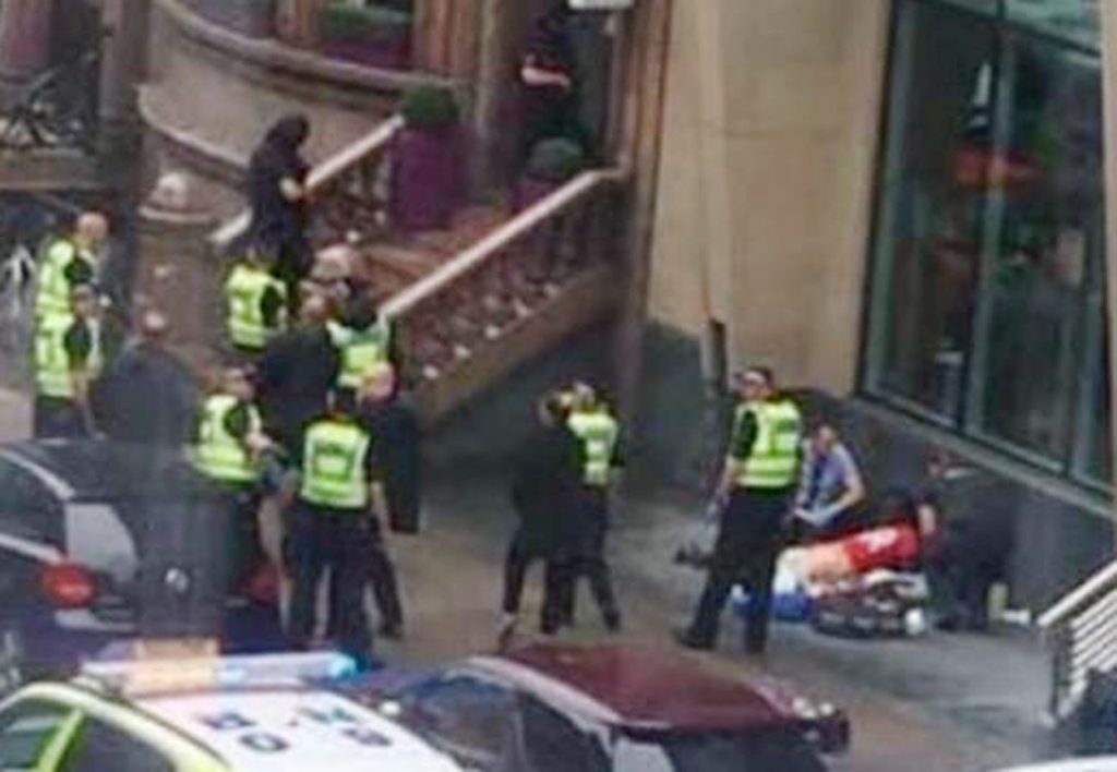 Incident armat în Glasgow. Mai multe persoane au fost înjunghiate