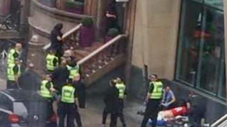 Incident armat în Glasgow. Mai multe persoane au fost înjunghiate