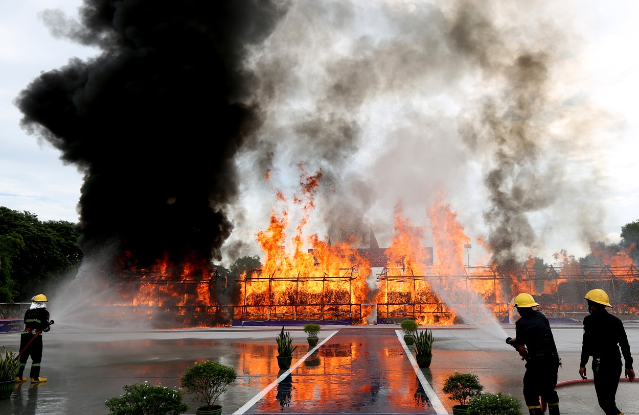 Droguri în valoare de 839 de milioane de dolari, incendiate de autoritățile din Myanmar