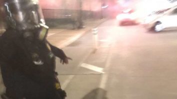 O jurnalistă a orbit pe viaţă, după ce a fost atacată de poliţia din SUA. Mai mulţi reporteri au fost răniți