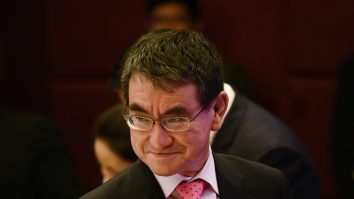 Guvernul Japoniei a suspendat instalarea a două radare antibalistice Aegis, în valoare de aproximativ 4.08 miliarde de dolari. Care sunt motivele