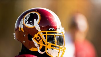 Echipa de fotbal american Washington Redskins - Pieile Roșii - își va schimba numele