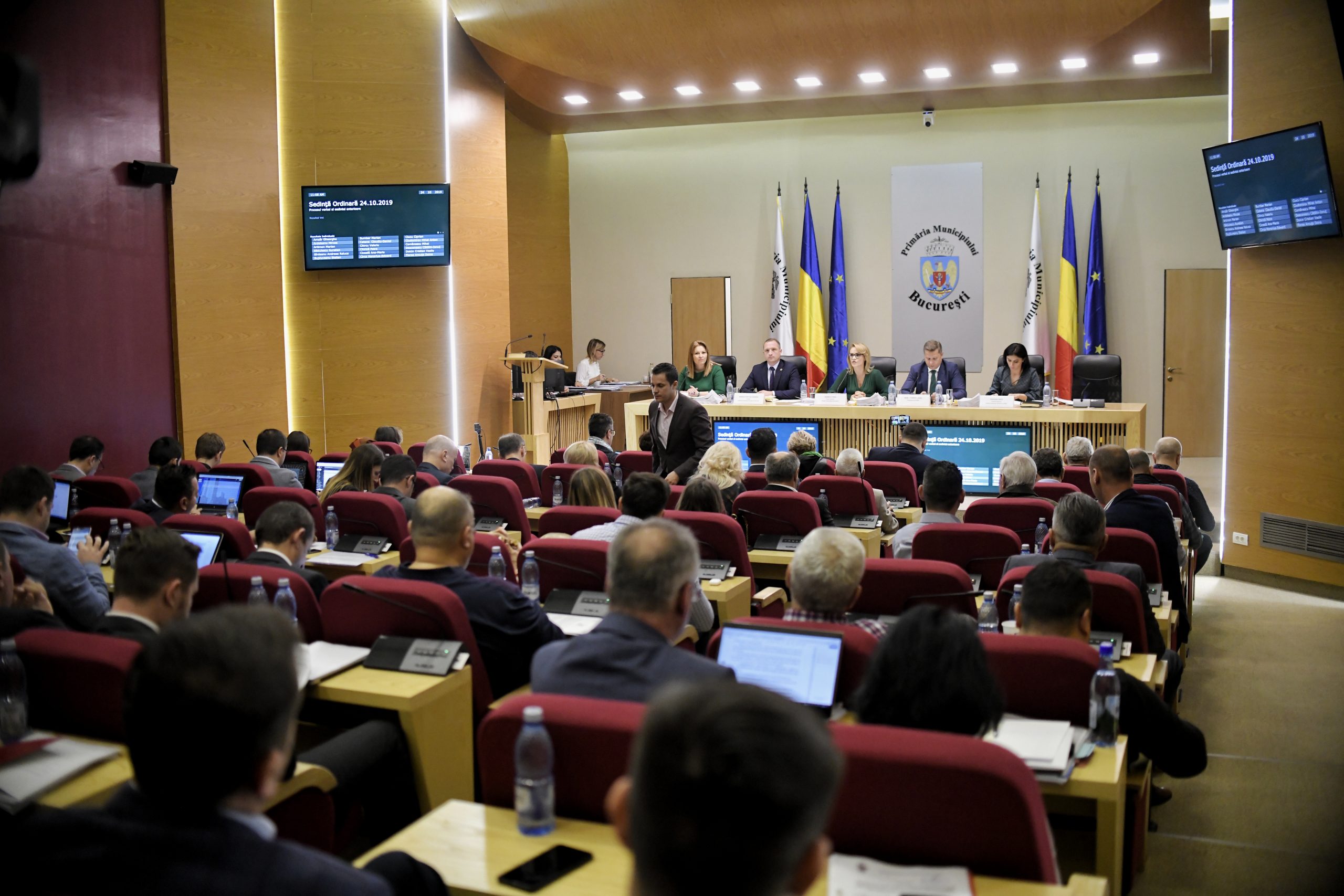 Gabriela Firea dată în judecată chiar înainte de alegeri: „Plângeri penale ridicole”