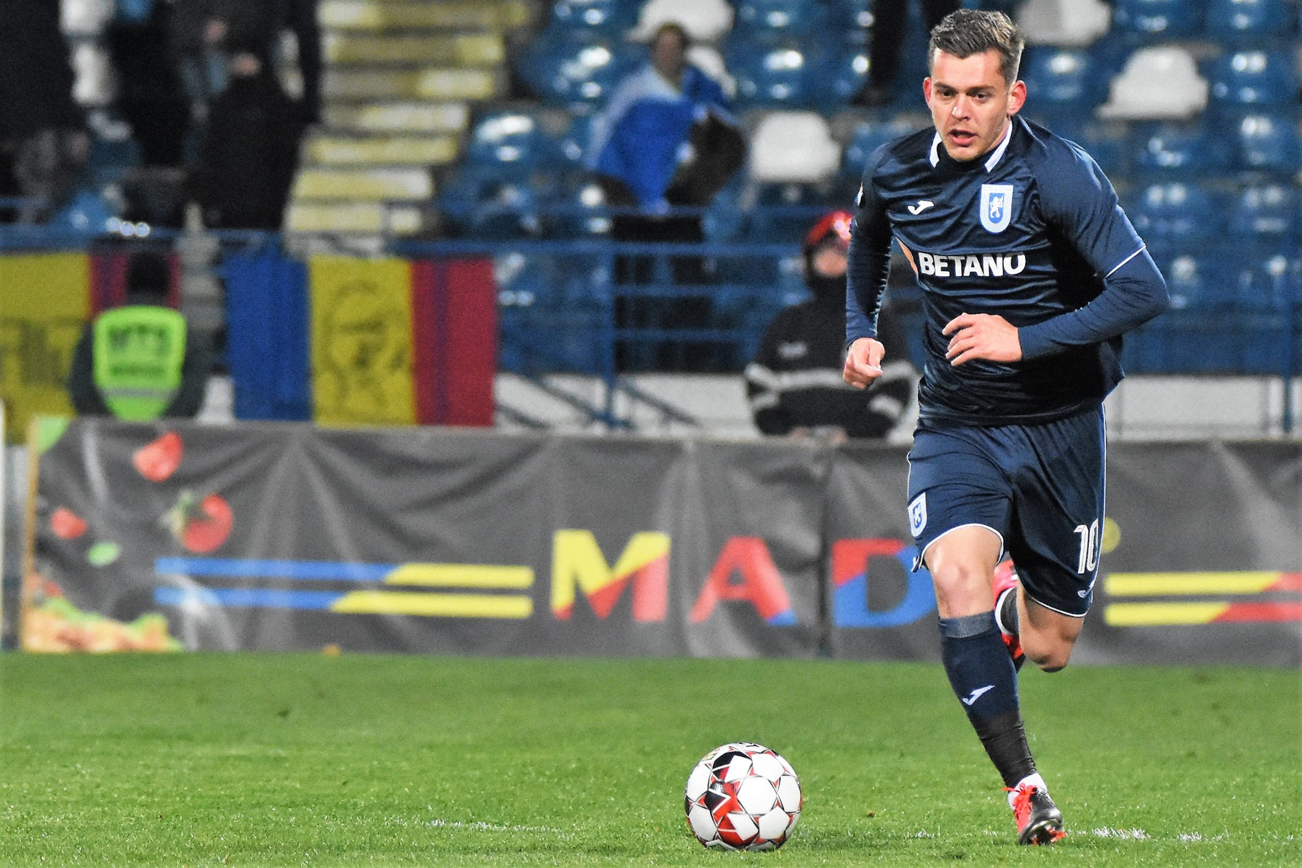 Alex Cicăldău e dorit în Premier League de unul dintre cei mai mari antrenori ai lumii