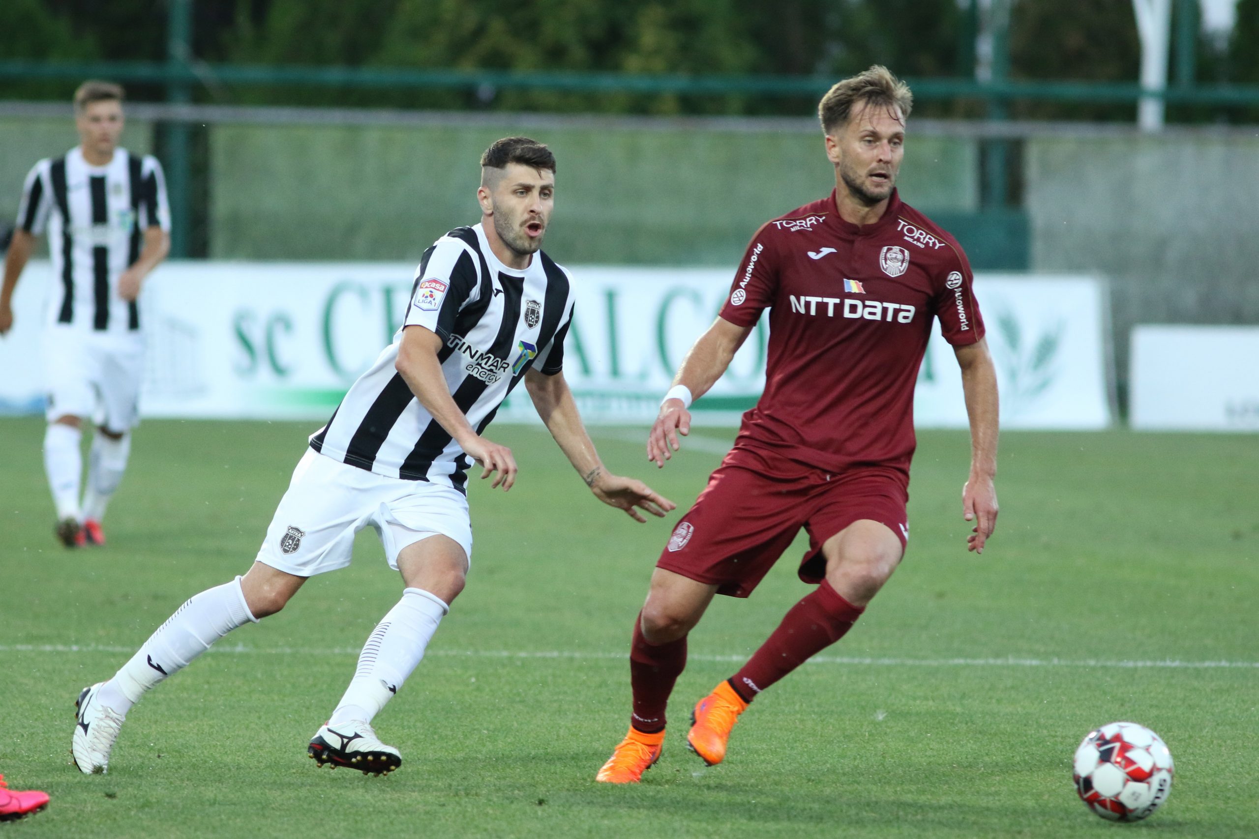 CFR Cluj, pas greșit în lupta pentru titlu: doar remiză cu Astra Giurgiu. Craiova profită și urcă pe primul loc