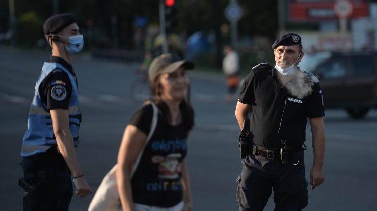 Studiu. Trei comportamente simple care împiedică răspândirea coronavirusului