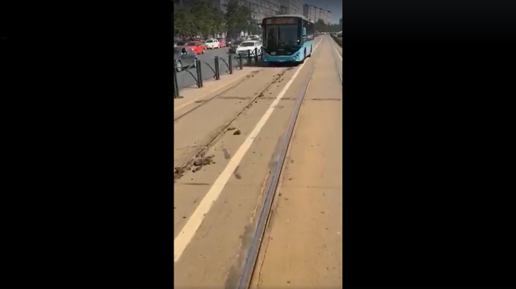 STB se confruntă cu probleme tehnice după o zi de folosire a liniei de tramvai. Călătorii sunt furioși