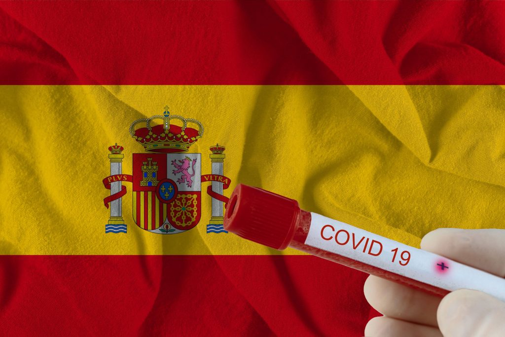 Rata de răspdânire a coronavirusului în Spania s-a triplat în trei săptămâni de la relaxarea restricțiilor