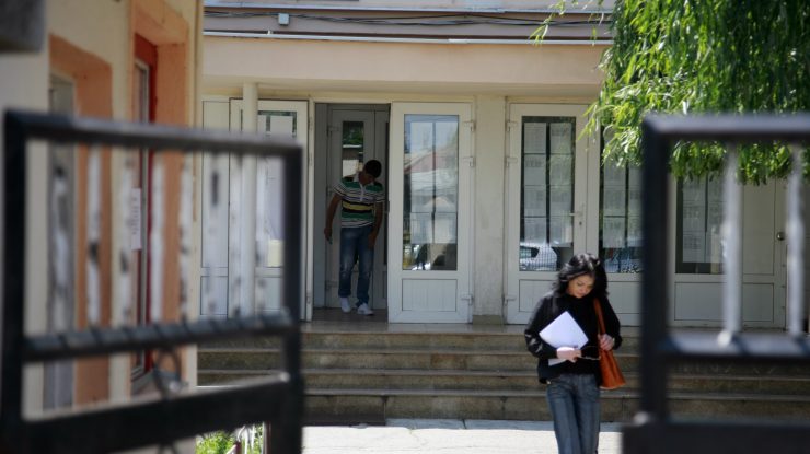 Profesorii se pot pregăti pentru examenul de titularizare. Acesta ar putea avea loc pe 29 iulie