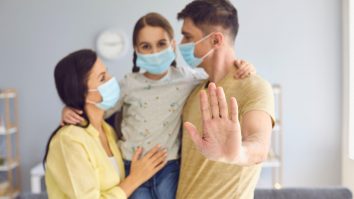 Studiu: Ai mai multe șanse să te îmbolnăvești cu COVID-19 acasă, spun epidemiologii sud-coreeni. Cum te poți proteja