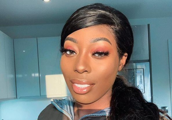 O vloggeriță din Londra a murit la 24 de ani, împreună cu bebelușul nenăscut. Gestul prietenului ei este impresionant