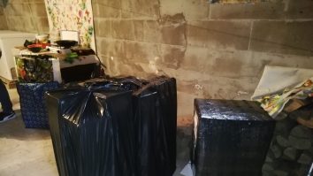 Cum au fost păcăliți zeci de români care au comandat măşti sanitare de pe internet