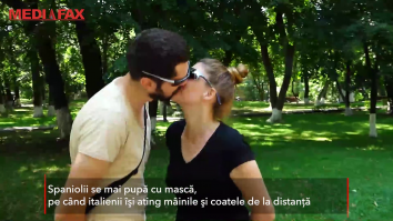 Ziua sărutului nu se mai simte la fel în pandemie. Cât a durat cel mai lung sărut din lume