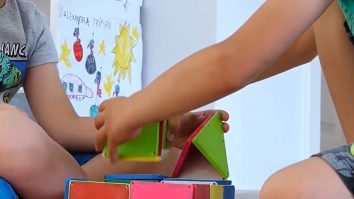 Şcoala de vară a Claudiei, salvarea părinţilor. Cât trebuie să scoți din buzunar pentru o săptămână