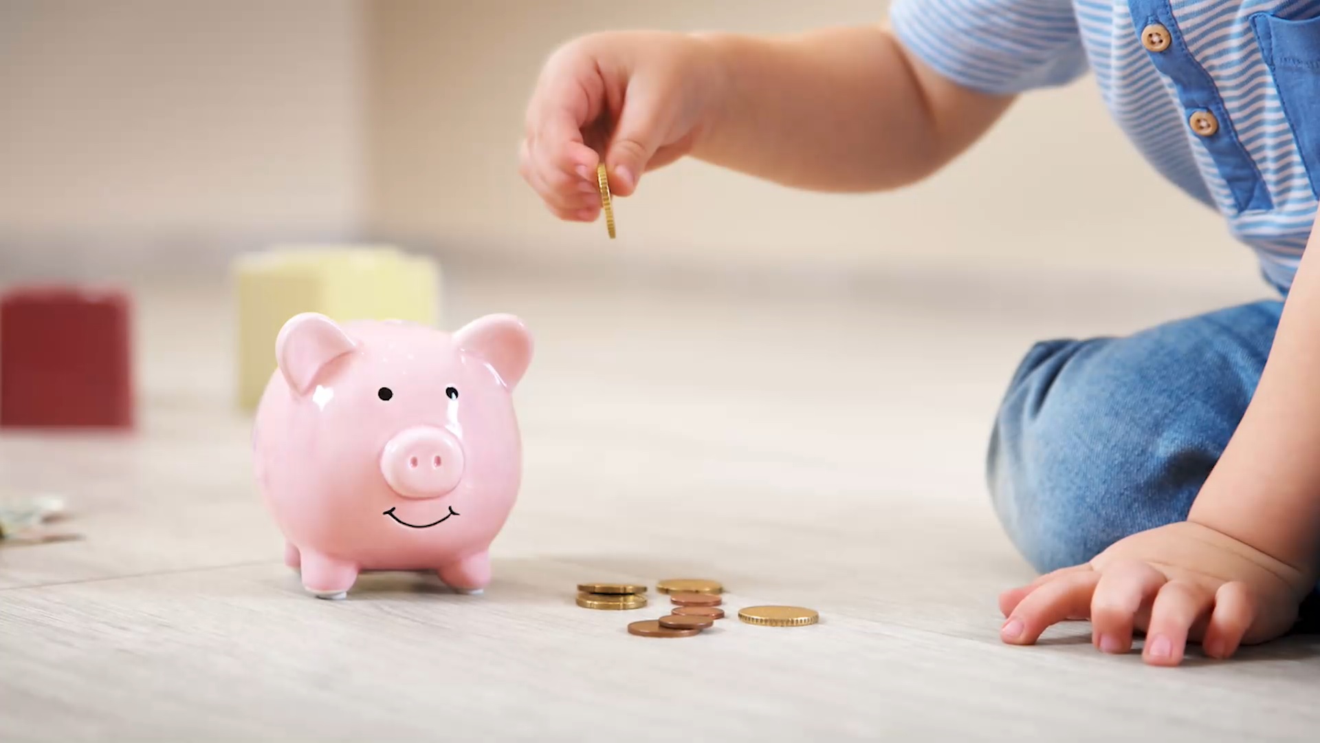 Ministerul de Finanțe anunță că alocaţiile cresc în cinci etape de valoare nominală egală. La ce valori vor ajunge