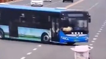 Scene de coșmar în China. Un autobuz plin cu elevi a plonjat într-un lac: sunt 21 de morți