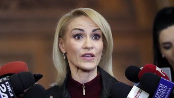 Gabriela Firea a tunat la adresa prefectului Capitalei: „Nici până acum nu ne-a convocat într-o ședință pentru situații de urgență”