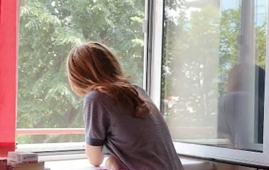 Mădălina, după 5 zile în spital cu Covid-19: „Am clacat psihic. Am avut noroc că m-a sunat o prietenă”