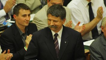 Preşedintele Parlamentului Ungariei o acuză pe Kovesi că e agent străin: Tovarăşul Ceauşescu ar fi mândru
