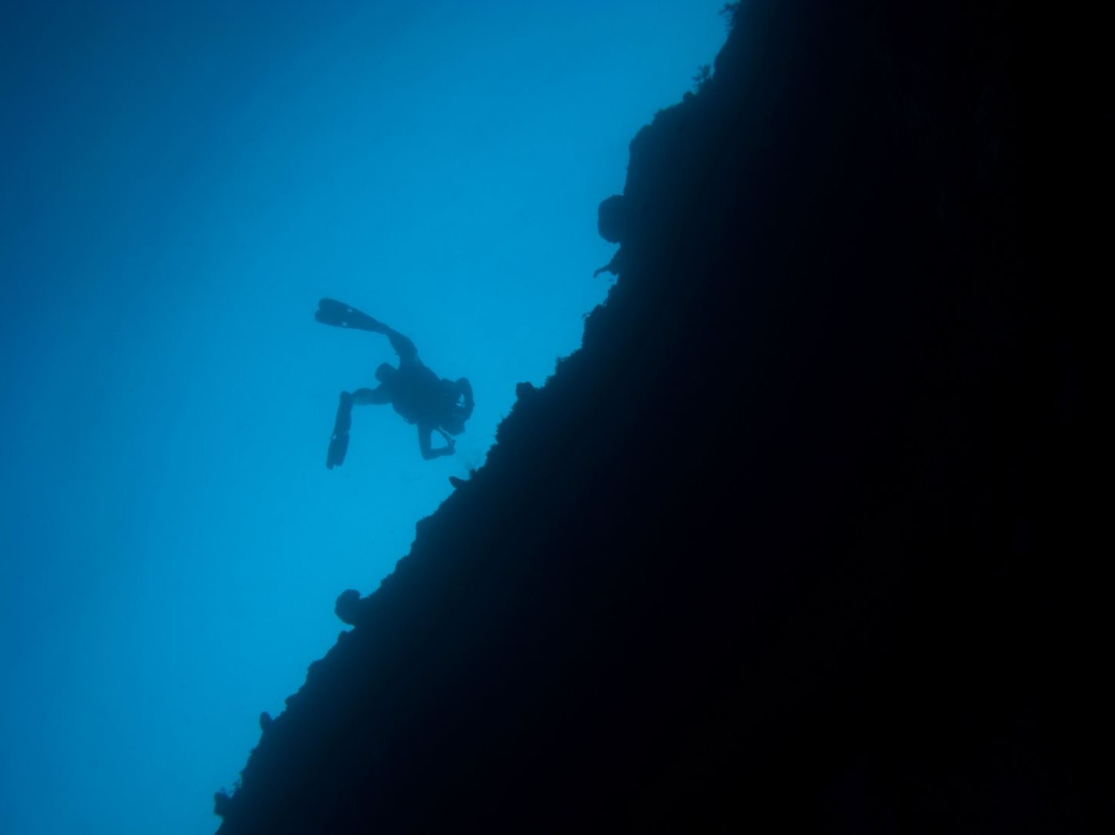 S-a dat startul misiunii de explorare a misterioasei “Găuri Albastre”. Ce au găsit oamenii de știință