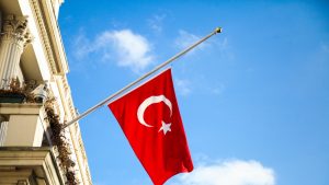 Facebook şi Twitter, considerate de Turcia un teren periculos. Țara pregăteşte o lege care le-ar putea bloca