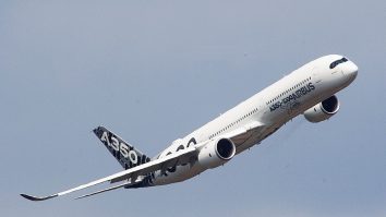 Airbus e gata de un zbor complet autonom. A finalizat cu succes testele de decolare și aterizare