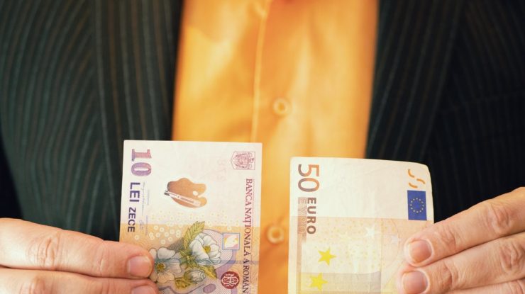 Bulgarii ne-o iau înainte? Ar putea adera la zona euro în 2023. Noi nu îndeplinim niciun criteriu economic