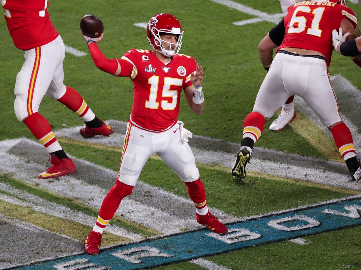 Sportivul care i-a depășit pe Ronaldo şi Messi la salariu. Jucătorul a doborât recordurile