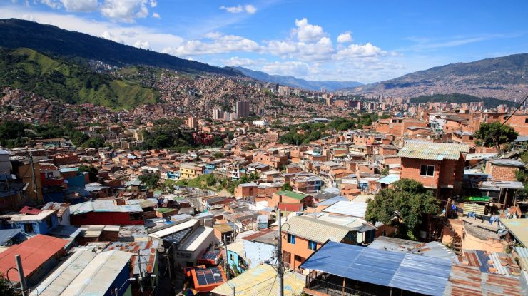 Cum se fac regulile în Columbia pe timp de pandemie? Cei care nu se supun sunt uciși