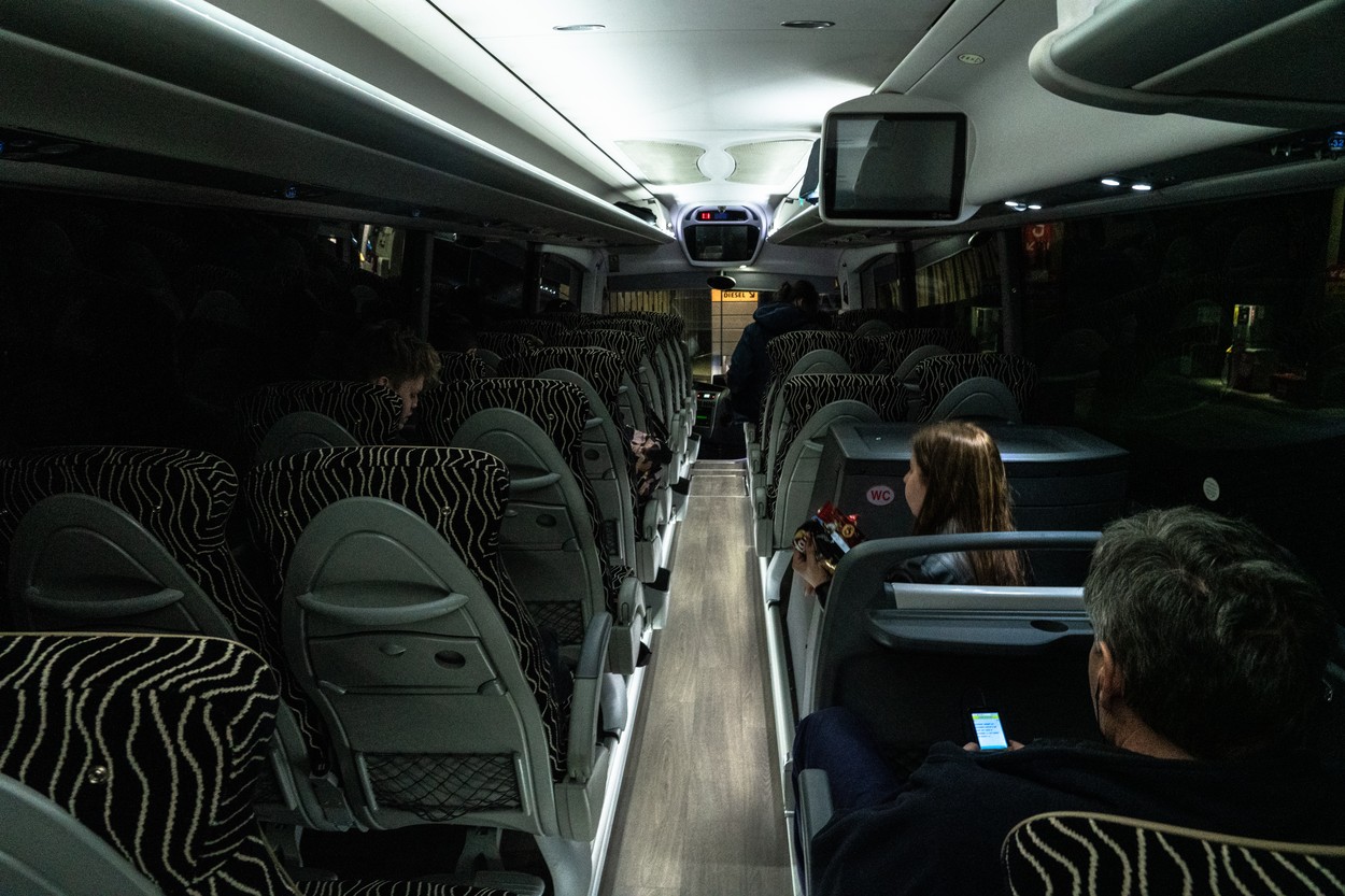 Un șofer din Franța, în moarte cerebrală după ce a interzis urcarea unor pasageri fără măști de protecție