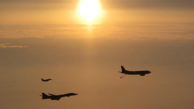 Un avion de pasageri a fost escortat de aeronave de vânătoare spre Norvegia, din cauza unei amenințări cu bombă