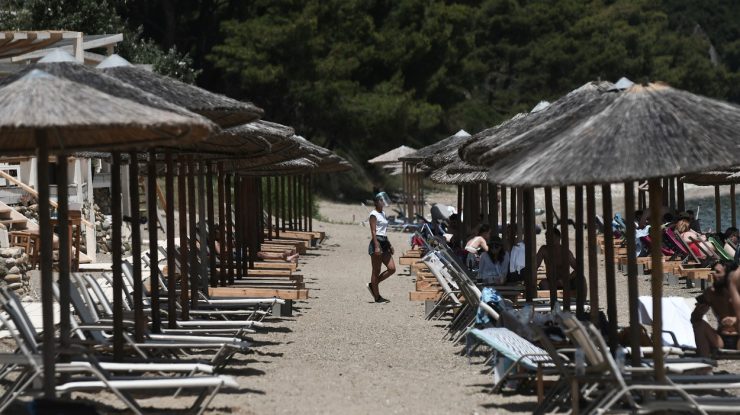 Vacanța arată altfel în vreme de epidemie. La ce să te aștepți dacă mergi în Grecia