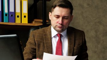 Legea societăților se schimbă: poți fi acționar unic în mai multe firme, iar un apartament poate să găzduiască oricâte companii