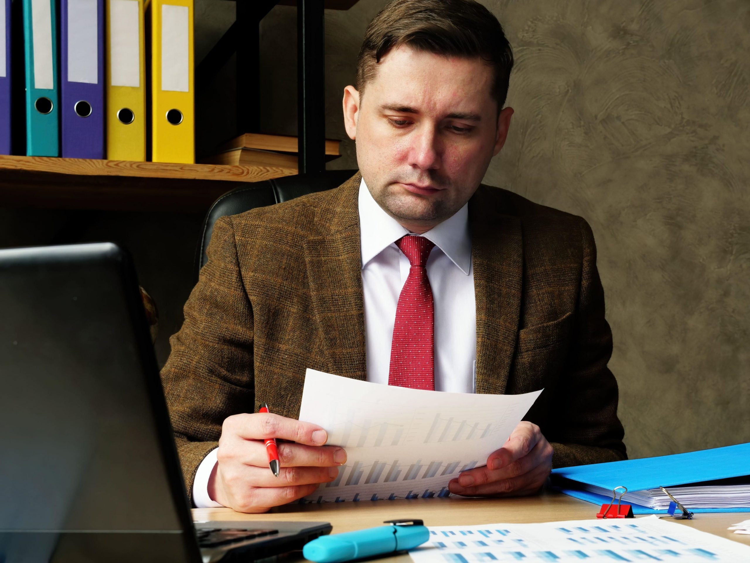 Legea societăților se schimbă: poți fi acționar unic în mai multe firme, iar un apartament poate să găzduiască oricâte companii