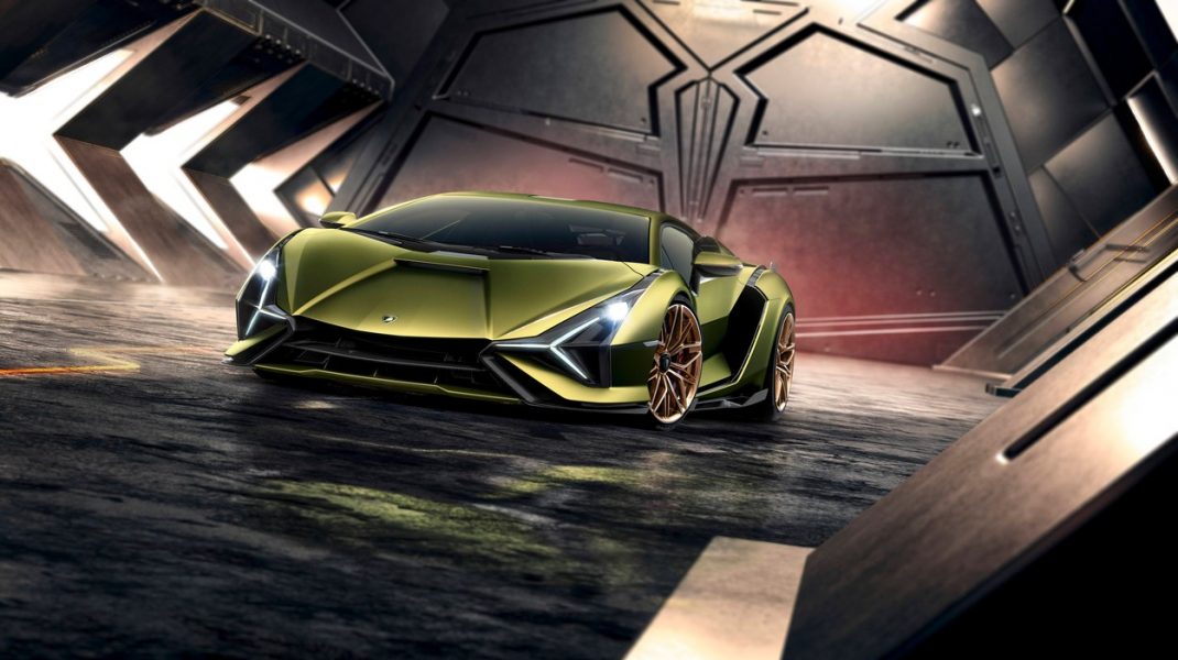 Imaginile oficiale cu noul Lamborghini, un supercar cu sistem mild-hybrid și 819 CP. Cele 19 exemplare au fost deja vândute