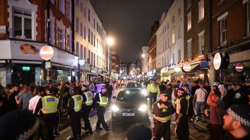 Marea Britanie și-a redeschis pub-urile. O româncă stabilită la Londra povestește cum a fost prima seară de după carantină