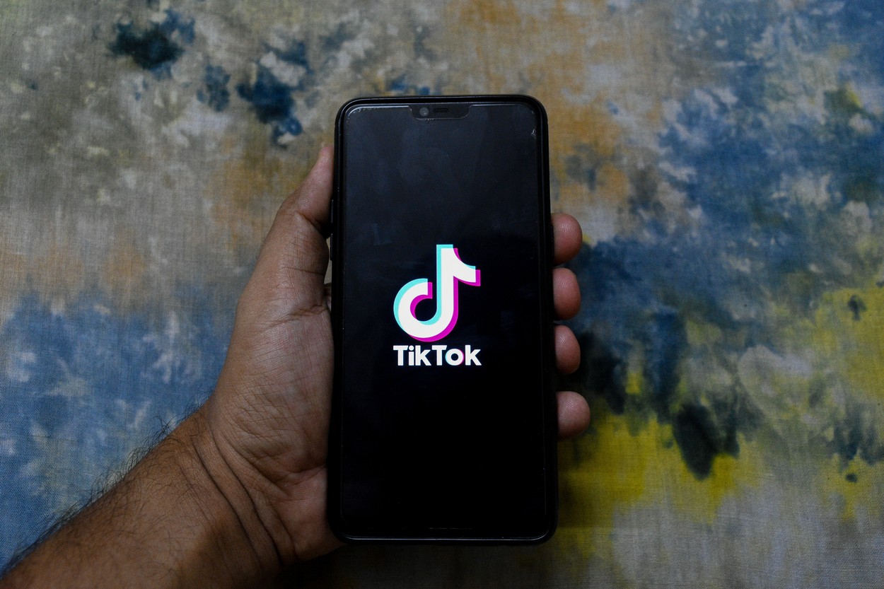 Amazon a cerut angajaților săi să șteargă TikTok de pe telefoane din motive de securitate. Reacția rețelei sociale