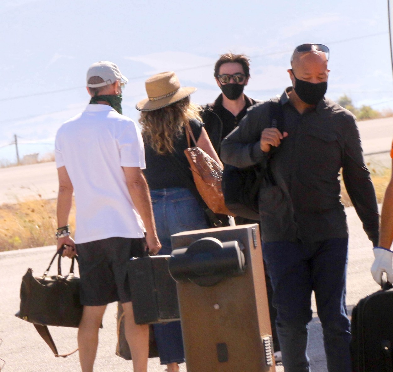 Câți bani scoți din buzunar pentru testele Covid dacă pleci cu mașina în Grecia