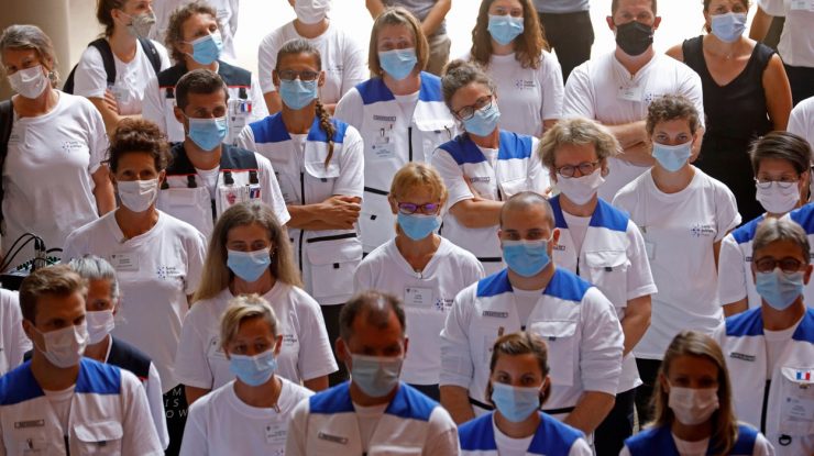 Coronavirus: cadrele medicale din Franța vor primi salarii mai mari cu peste 180 de euro