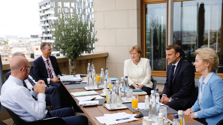 Summitul UE se prelungește, iar negocierile pe tema Fondului de relansare continuă pentru a patra zi consecutivă