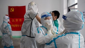 China îşi testează un oraş de 6 milioane de locuitori pentru 12 noi cazuri pe zi de infecţii cu COVID 19