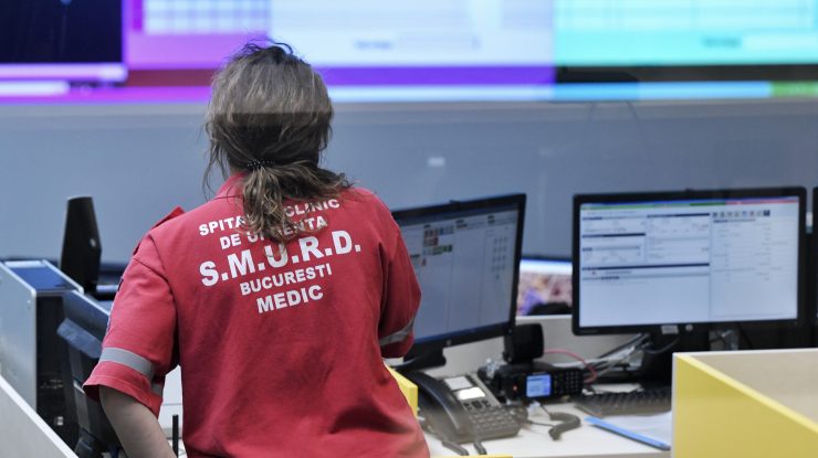 Sute de mii de apeluri abuzive la 112, anul acesta: O persoană a sunat de peste 9.500 de ori la numărul de urgenţă