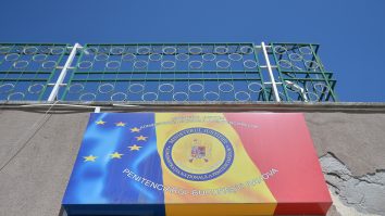 “Se bat” să ajungă la puşcărie: Ce salariu îi aşteaptă pe cei peste 1.000 de candidaţi care se visează poliţişti de penitenciare