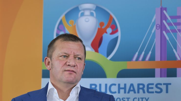 Dorinel Munteanu intră în politică. Cel mai selecţionat jucător al naţionalei de fotbal candidează la consiliul local