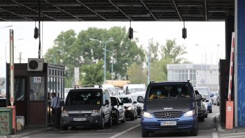 Aproape 100.000 de persoane au trecut granița României în ultimele 24 de ore