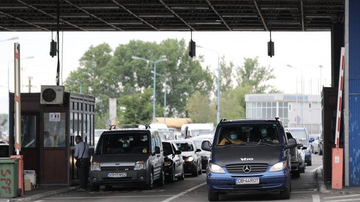 Aproape 100.000 de persoane au trecut granița României în ultimele 24 de ore