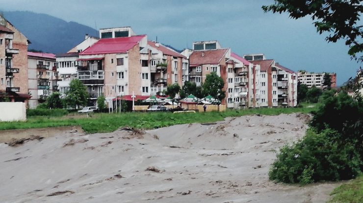 ANM a anunțat cod galben de inundaţii în judeţul Suceava până la miezul nopţii