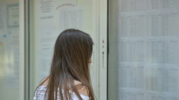 Note mari și mai mulți candidați la facultăți, după ce s-a renunțat la admitere. Delia a intrat cu 10